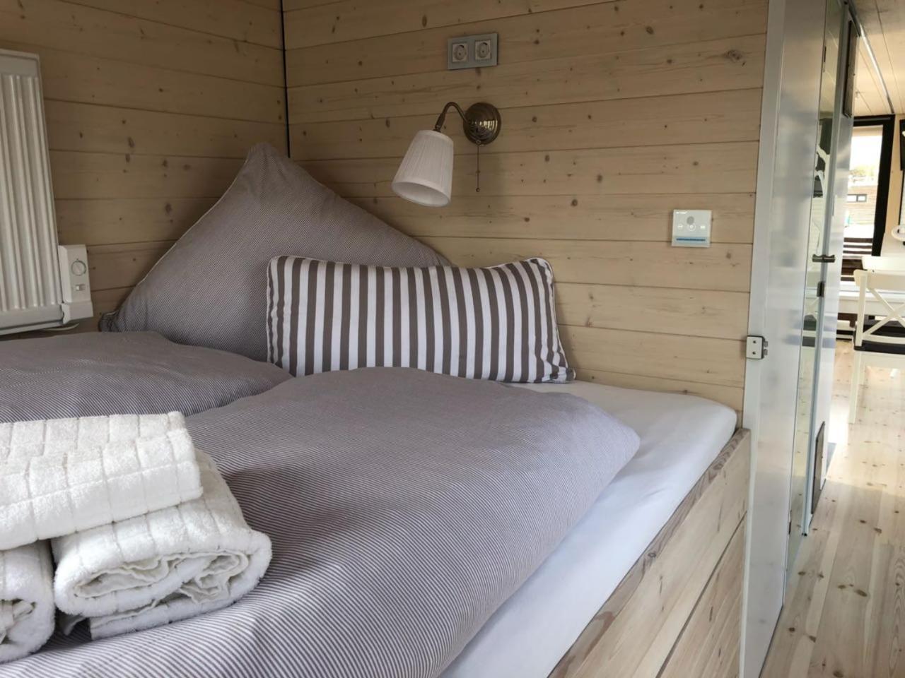 Hausboot Resort Nordseekueste Wilhelmshaven Buitenkant foto